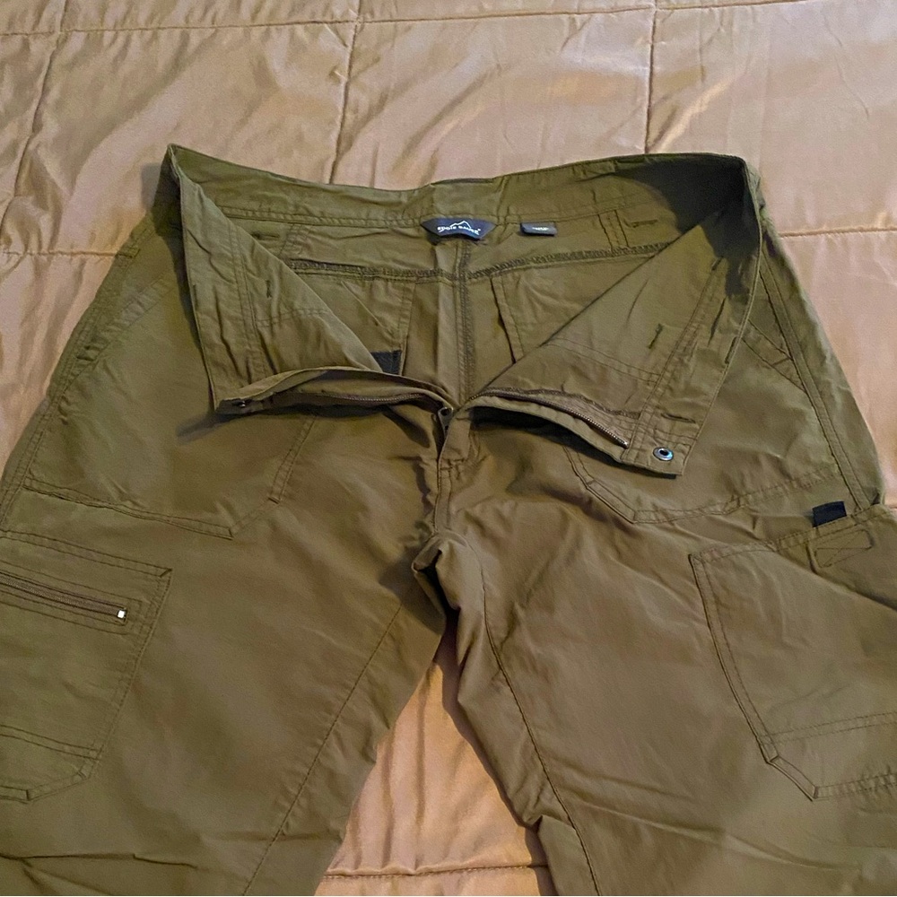 Eddie Bauer Mens light weight pant